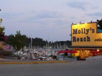 Molly's Reach and Gibsons Marina
